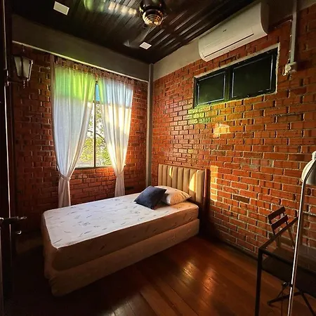 Nashque Homestay Kuala Terengganu Exterior photo